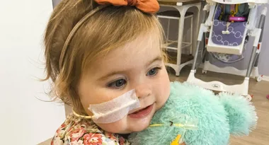 The tot who can’t eat a crumb