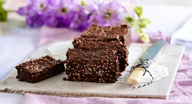 Quinoa & Chocolate Crunch Slice