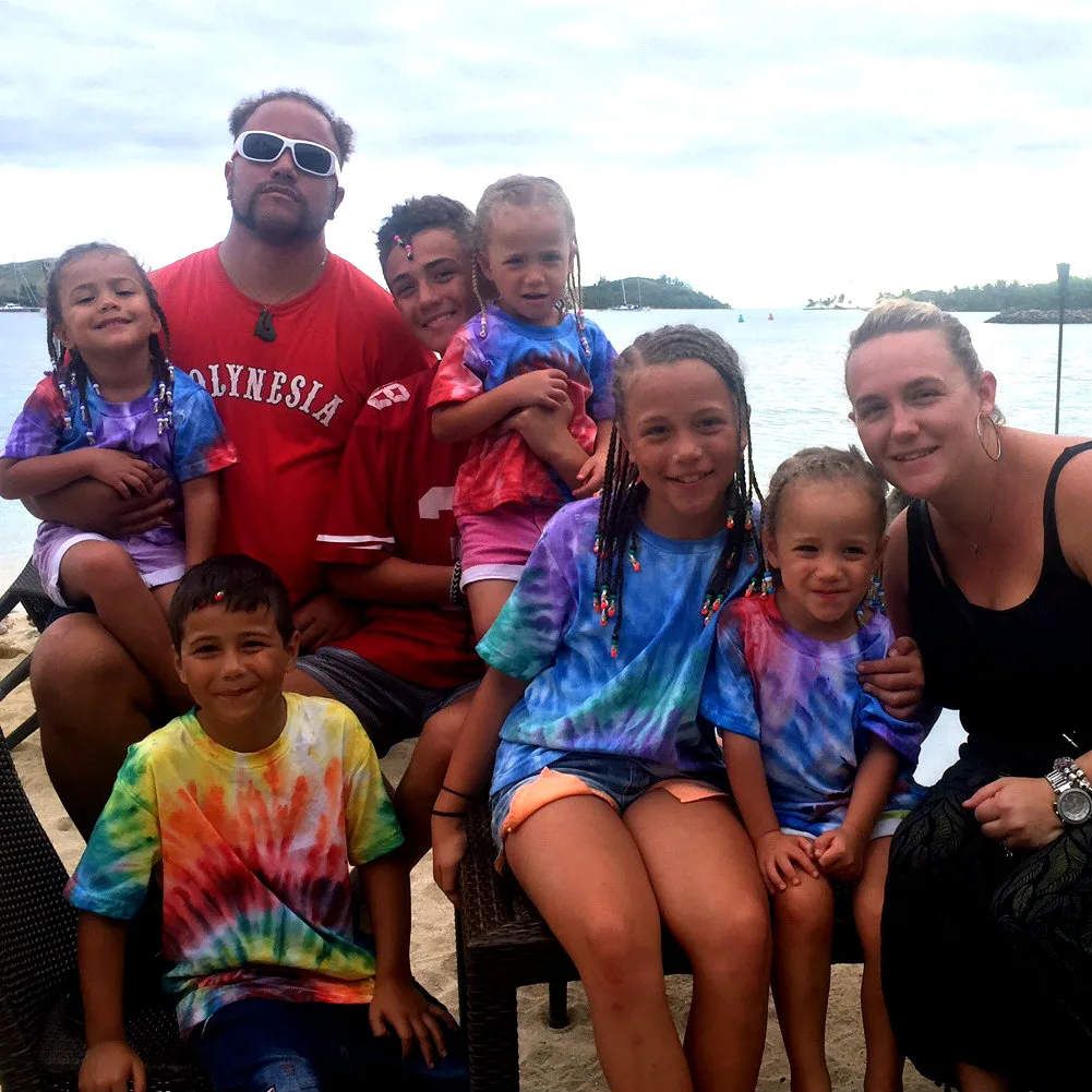 Kimberlee King with triplets and all her family