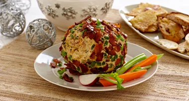 Cheesy Bacon & Jalapeno Ball