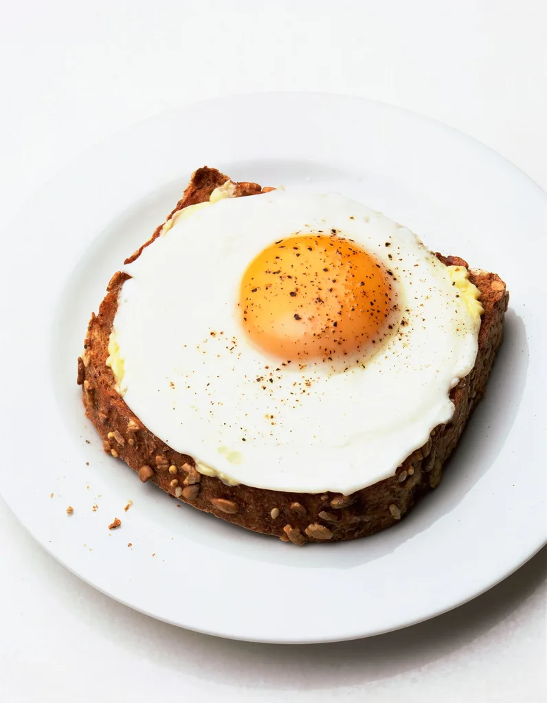 egg on toast