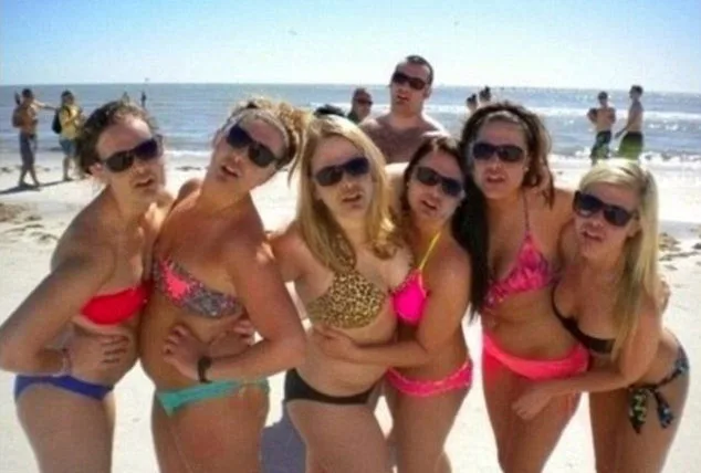 The photo surfaced on Instagram.