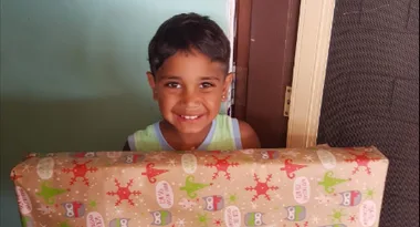 Policeman turns Santa, saves little boy’s Christmas