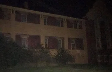 Eerie photo appears to be ghost of doomed patient on roof of Melbourne hospital