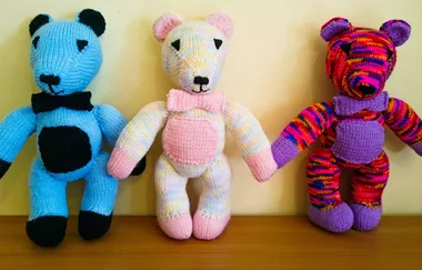 Get your FREE ‘Wonky bear’ pattern
