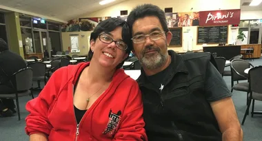Woman with rare illness goes to a support group, finds father she never knew!