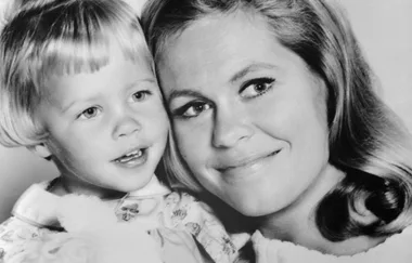 The Tabatha twins from Bewitched are all grown up