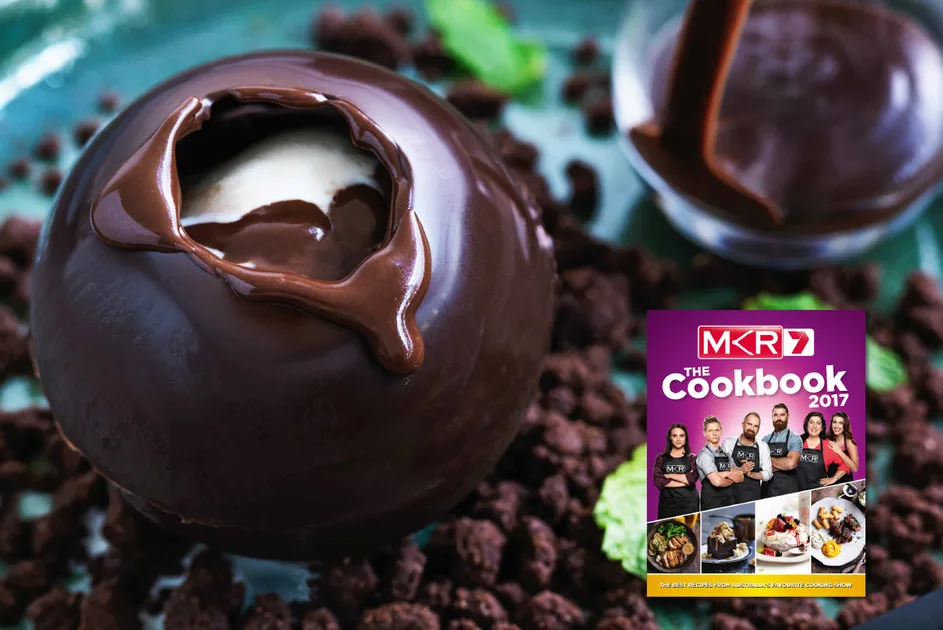 Mark & Chris' Mint Chocolate Melting Ball with Chocolate Soil | that's life!