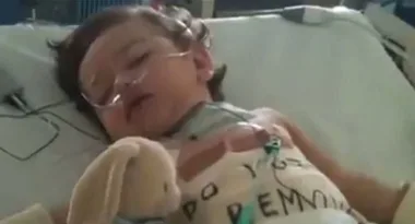 Surgeon warns parents over deadly button batteries