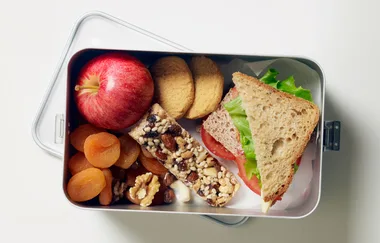 Mum baffled by shaming lunchbox note slamming her daughter’s snack