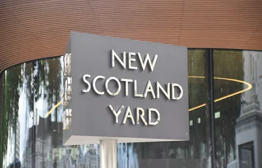 Police report major incident in London