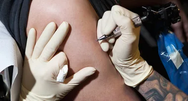 Superfan gran, 81, gets tattoo of favourite sports team