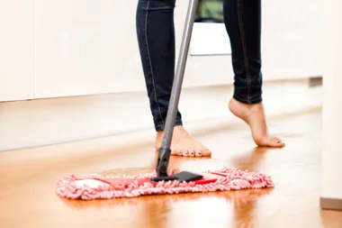 Woman poisoned by lethal floor cleaner combination