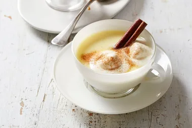 Spiced white hot chocolate