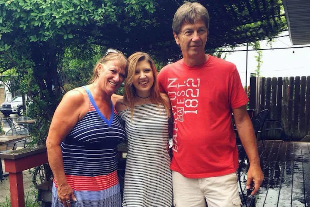 Hannah with her stepmum, Terri, and father, Robert