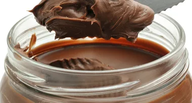 Three-ingredient NUTELLA mud cake