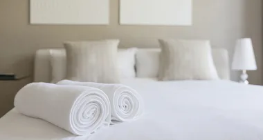 Couple finds disturbing surprise in their Airbnb bedroom