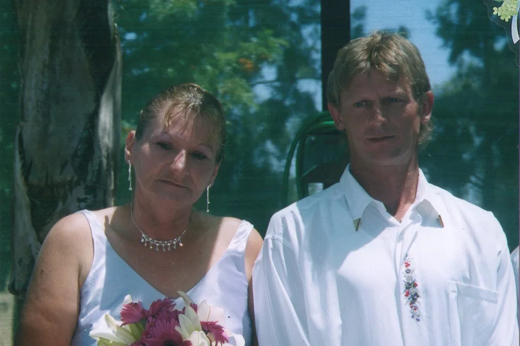 max and mum on wedding day