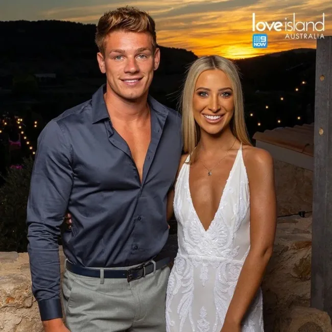 Callum Hole and Madeline Wilcox  Love Island Australia