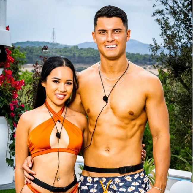 Al and Jess Love Island Australia