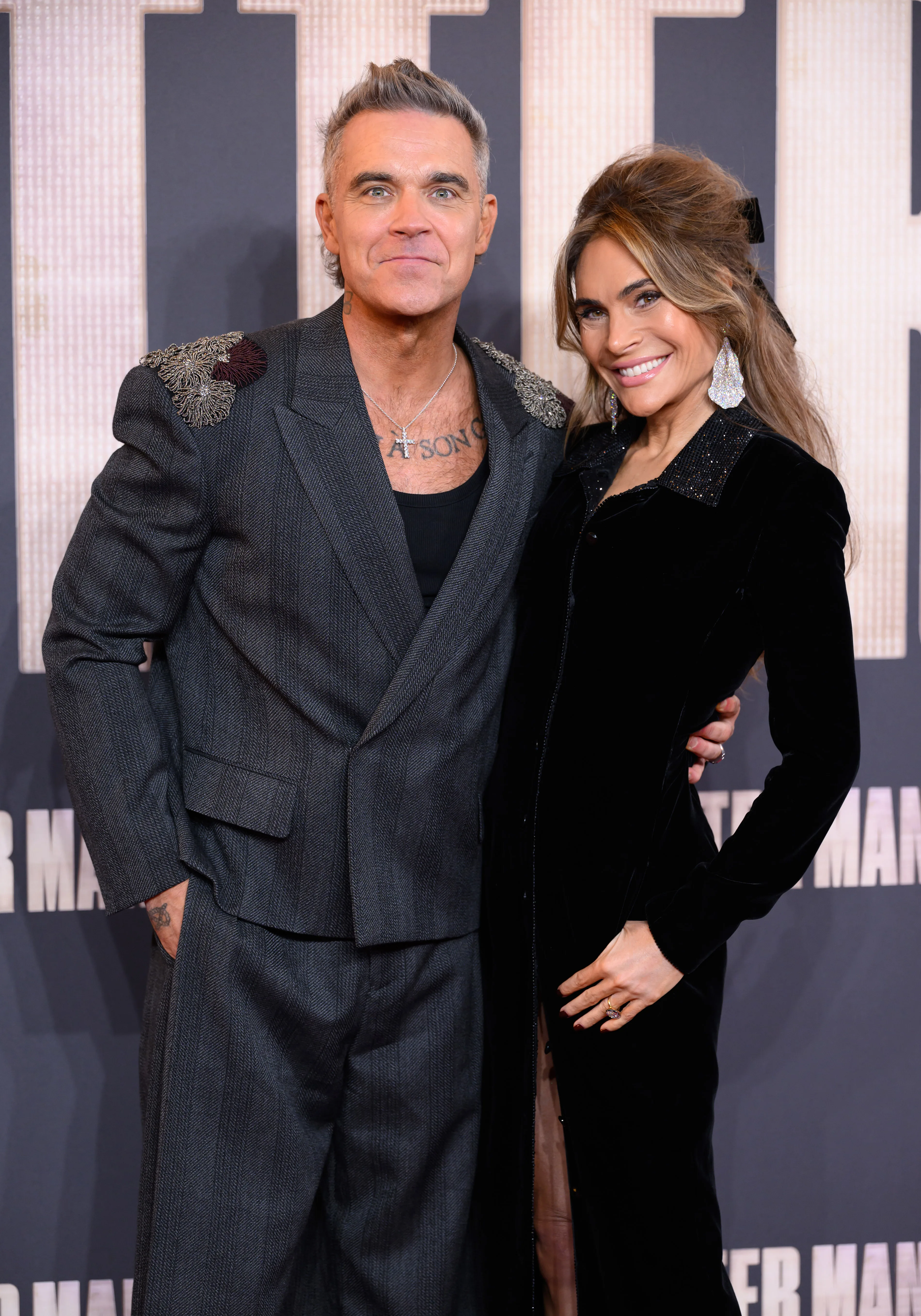 LONDON, ENGLAND - NOVEMBER 27: Robbie Williams and Ayda Field attend the "Better Man" European Premiere at the Odeon Luxe Leicester Square on November 27, 2024 in London, England. 