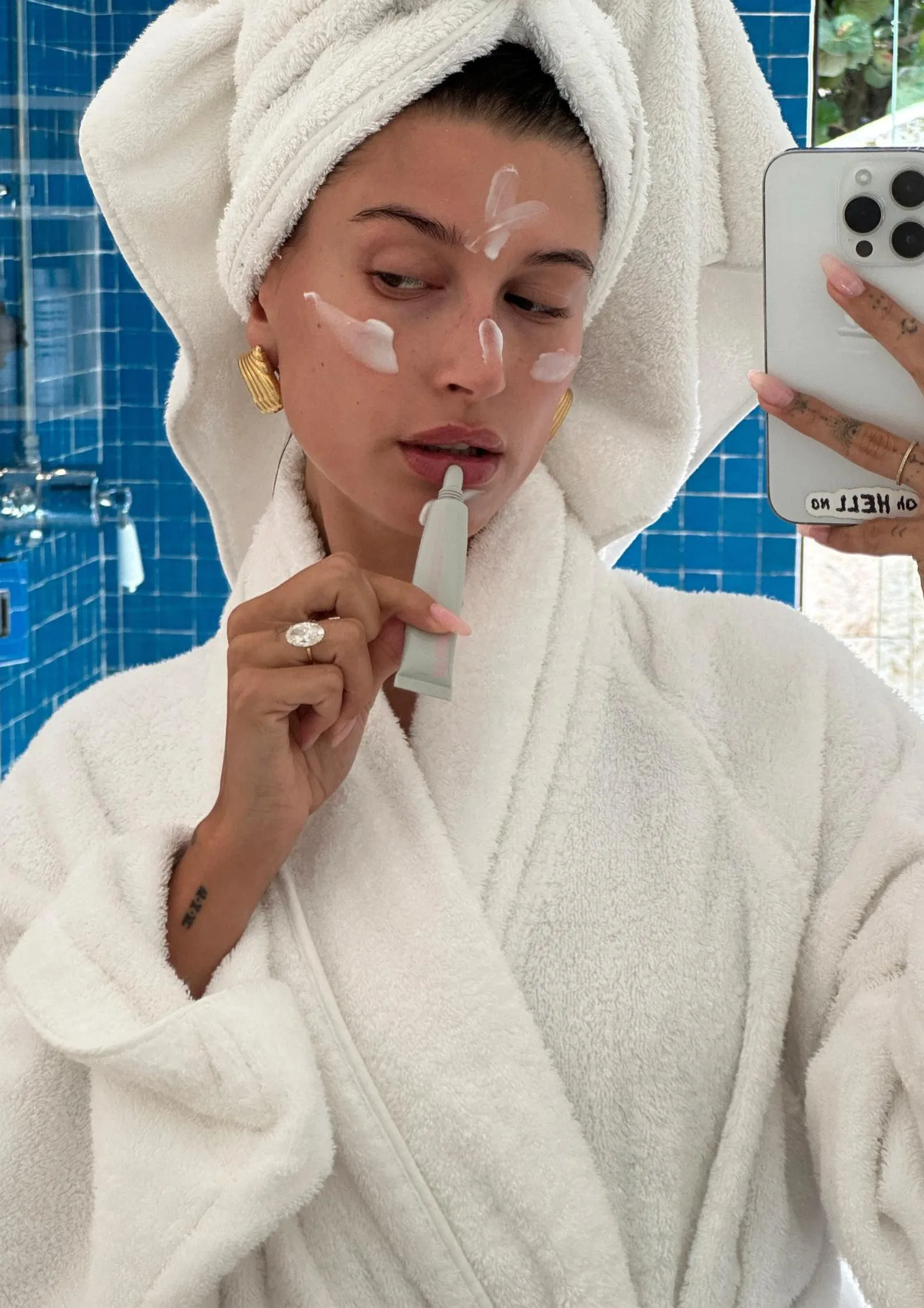 Hailey Bieber using rhode products