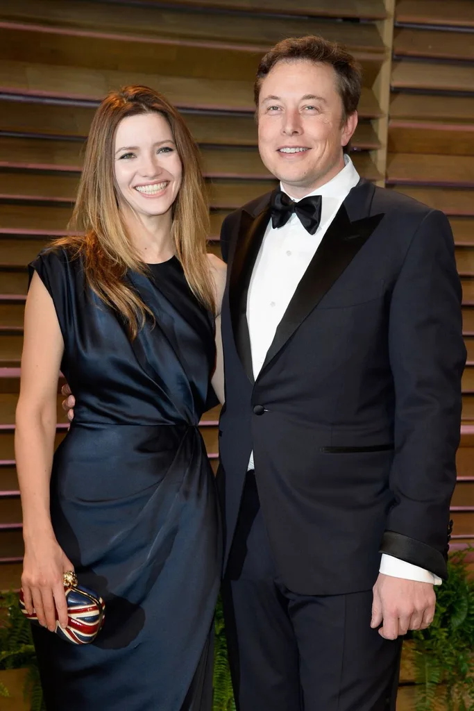 Elon Musk and Talulah Riley looking happy.