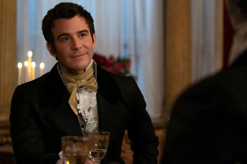 Luke Thompson as Benedict Bridgerton in Bridgerton Season 3