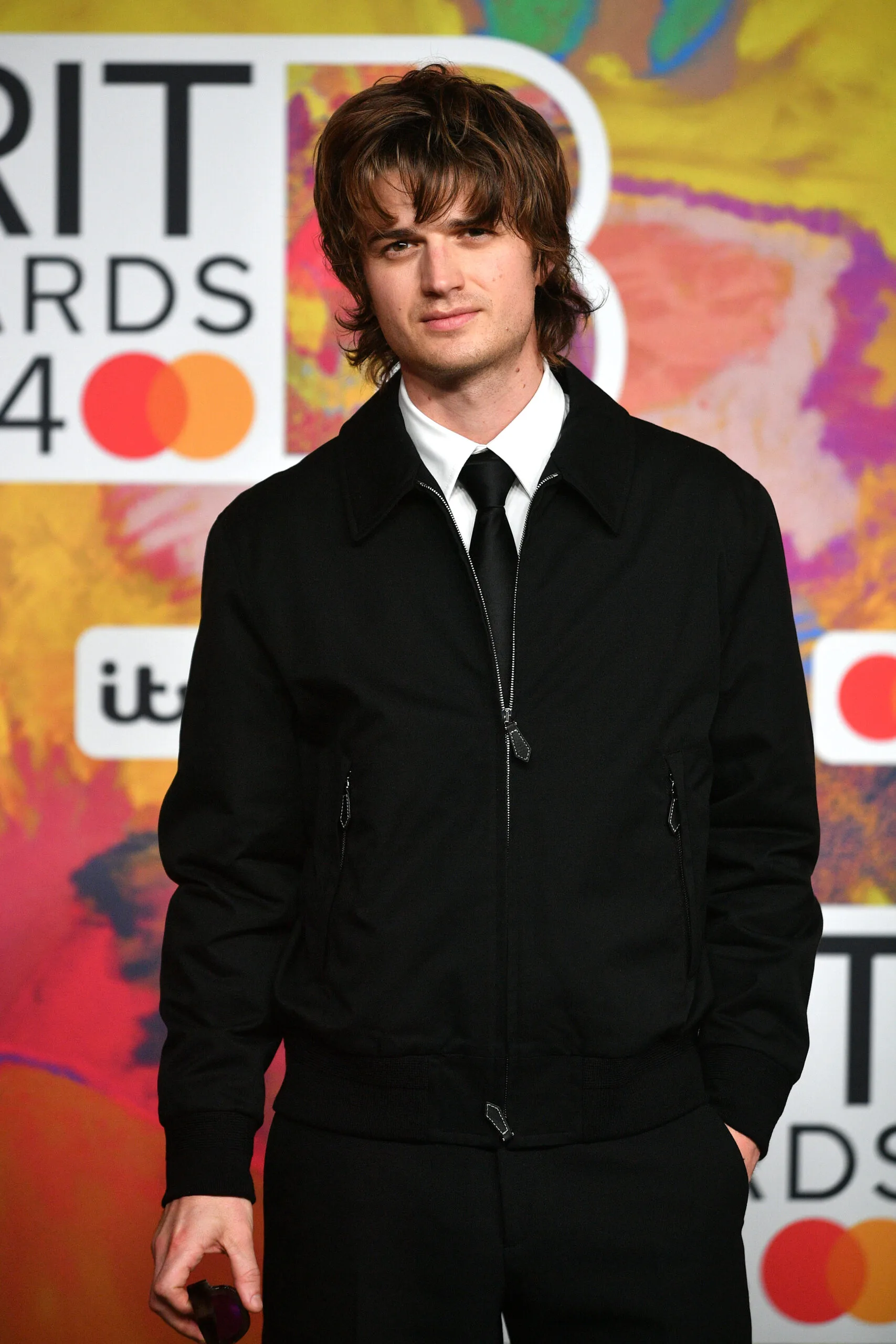 LONDON, ENGLAND - MARCH 02: (EDITORIAL USE ONLY. NO PUBLICATIONS DEVOTED EXCLUSIVELY TO THE ARTIST) Actor Joe Keery attends the BRIT Awards 2024 at The O2 Arena on March 02, 2024 in London, England. (Photo by Jim Dyson/Redferns)
