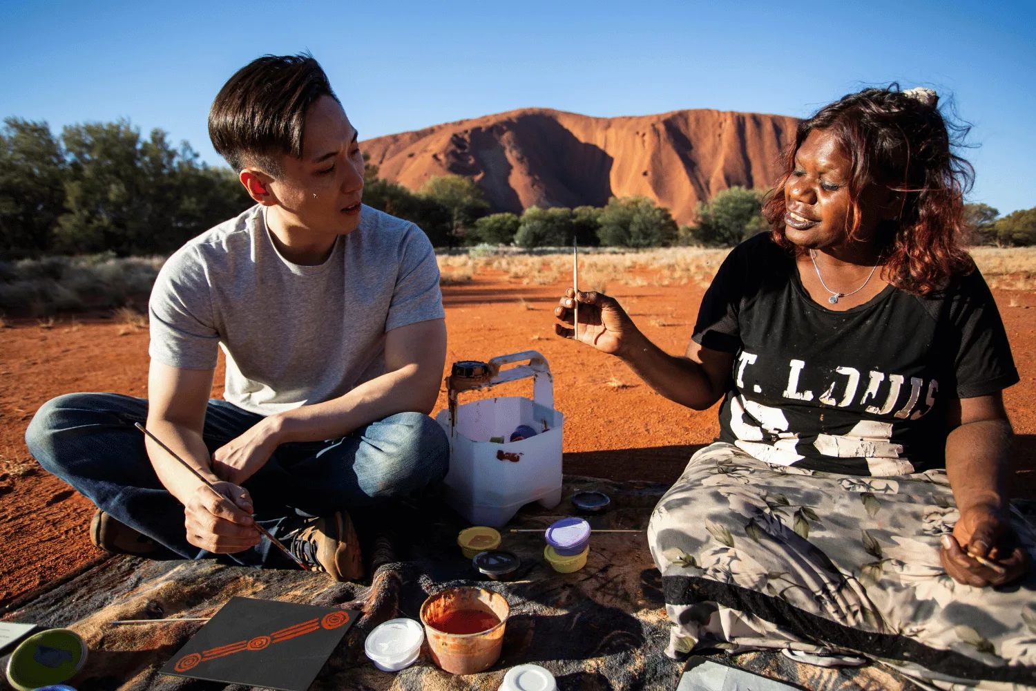 maruku art experience uluru