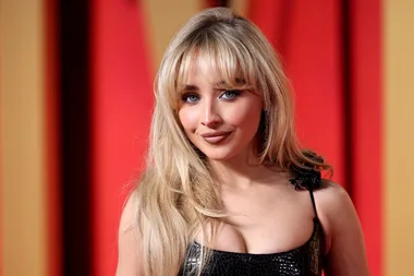 How to Recreate Sabrina Carpenter’s Bangs at Home According to a Hair Expert