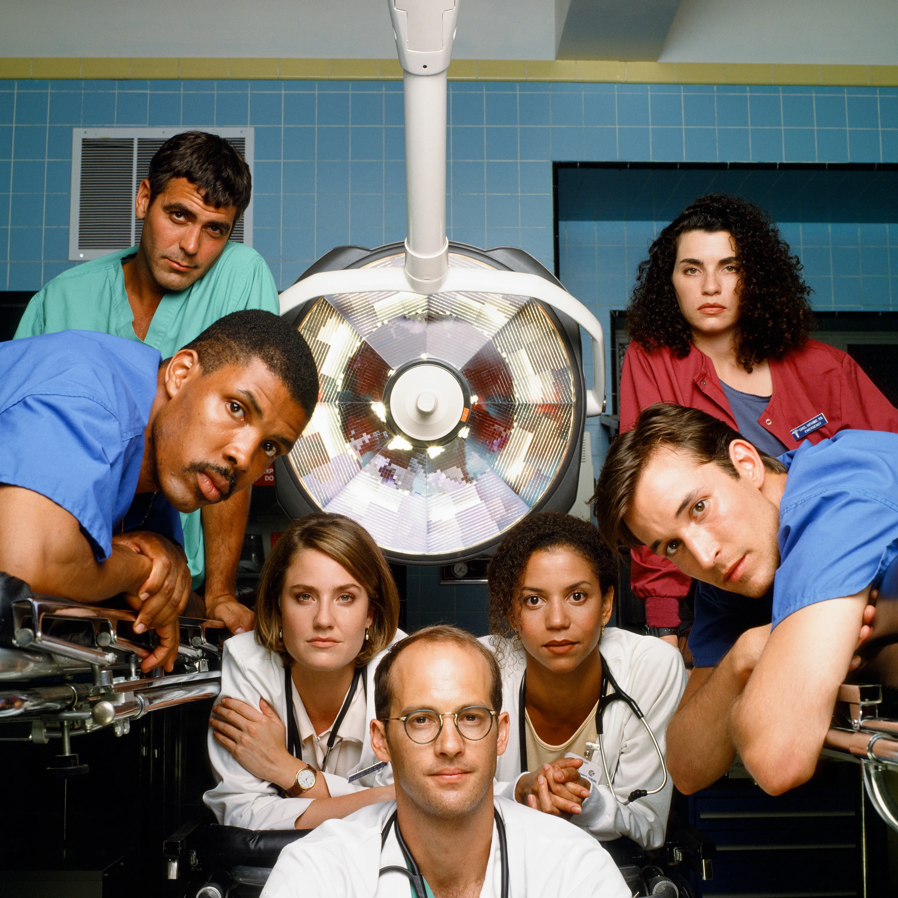 ER -- Season 2 -- Pictured: (l-r) George Clooney as Dr. Douglas "Doug" Ross, Eriq La Salle as Dr. Peter Benton, Sherry Stringfield as Dr. Susan Lewis, Anthony Edwards as Dr. Mark Greene, Gloria Reuben as Jeanie Boulet, Noah Wyle as Dr. John Carter, Julianna Margulies as Nurse Carol Hathaway