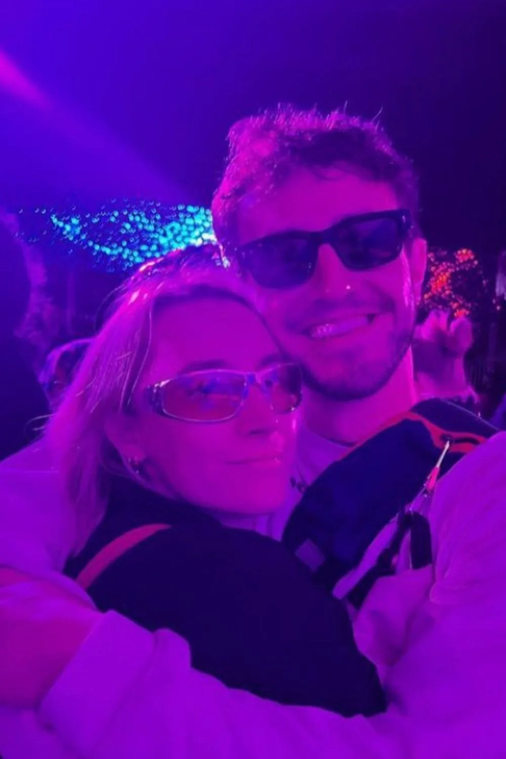 Paul Mescal and Saoirse Ronan cuddle up at Glastonbury.
