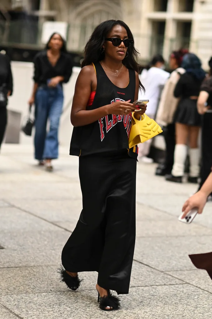 woman street style new york wearing black skirt