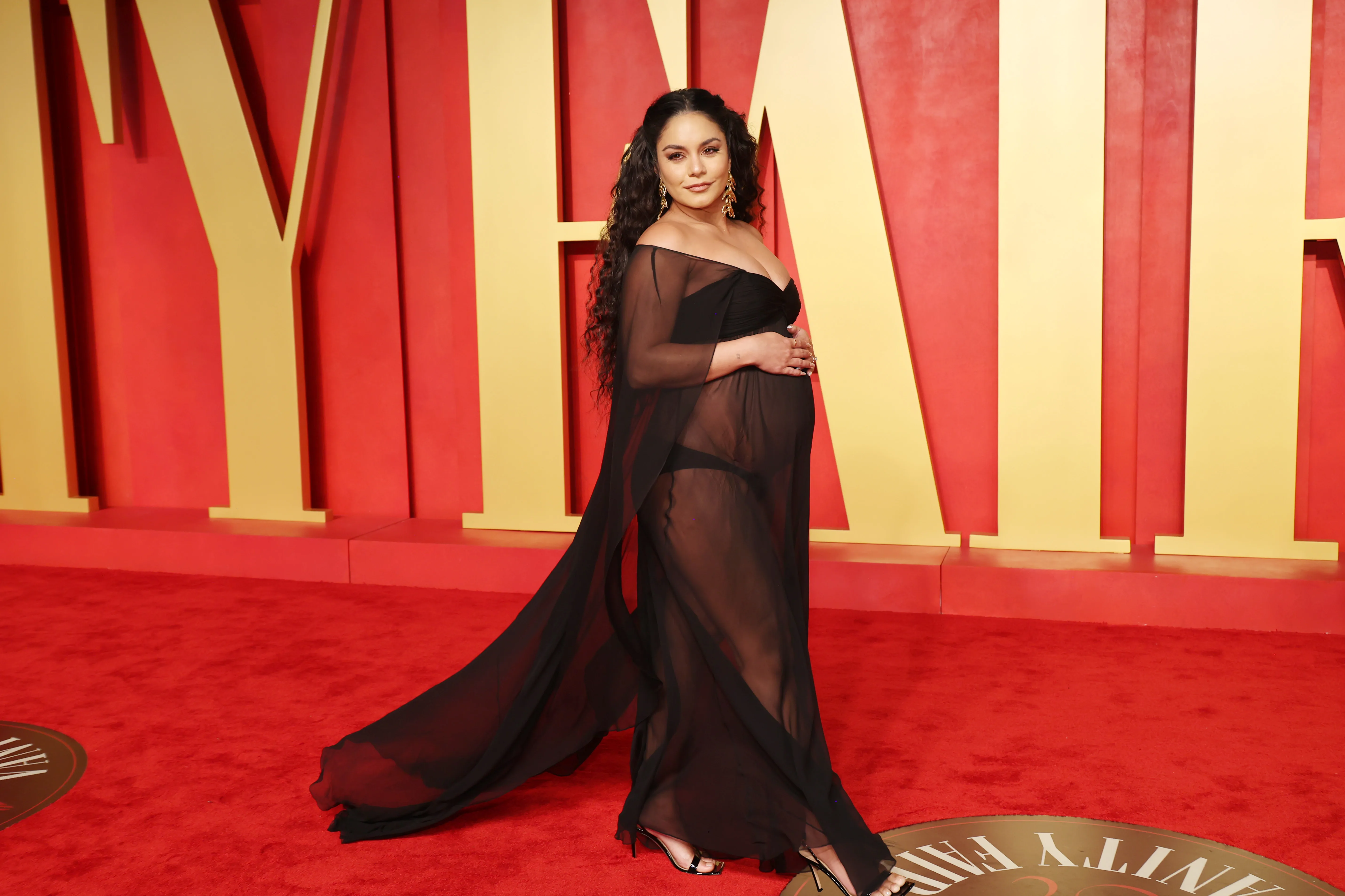 Vanessa Hudgens pregnant at the 2024 Oscars
