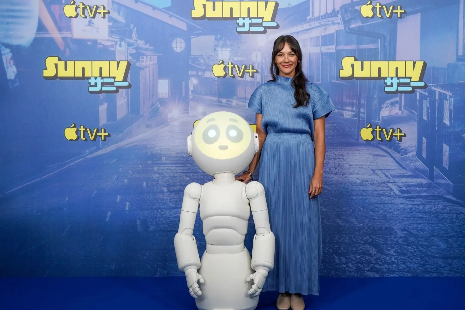 Api Rashida2 Sunny: Rashida Jones on connecting to her grief - WHO