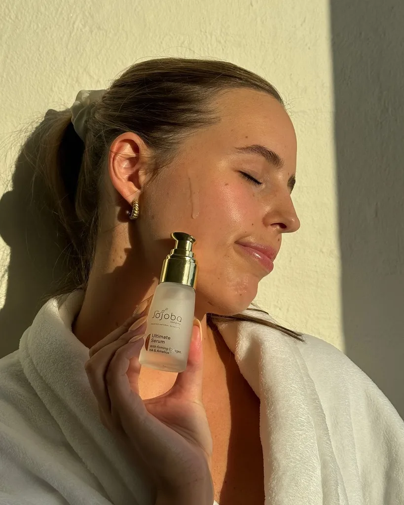 The Jojoba Company The Ultimate serum
