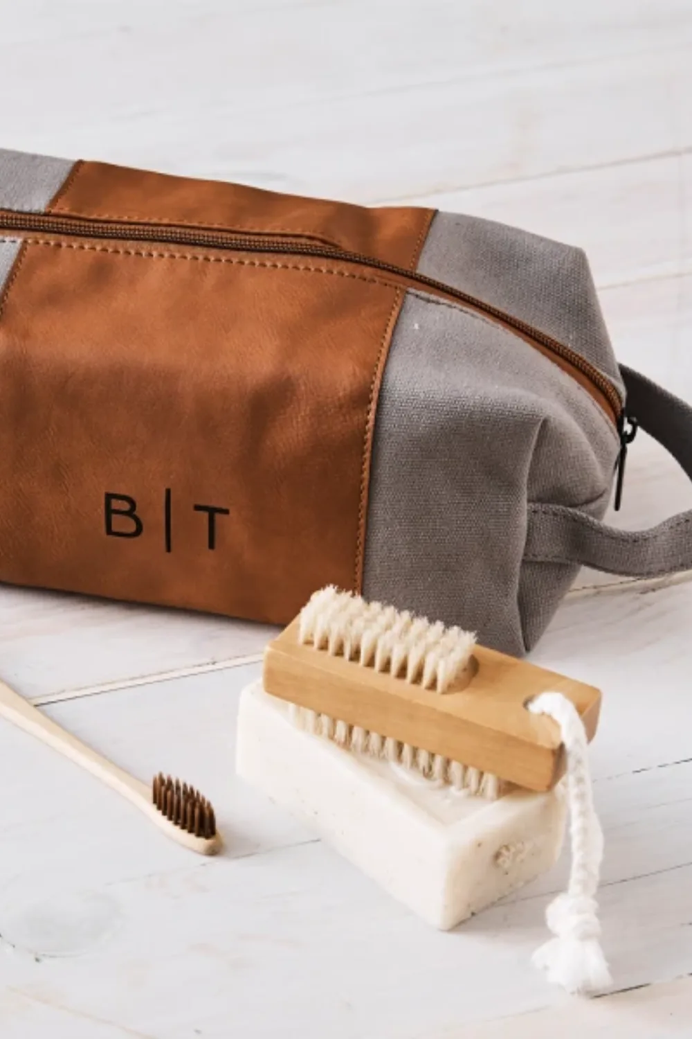 PERSONALISED 'INITIALS' TOILETRY BAG