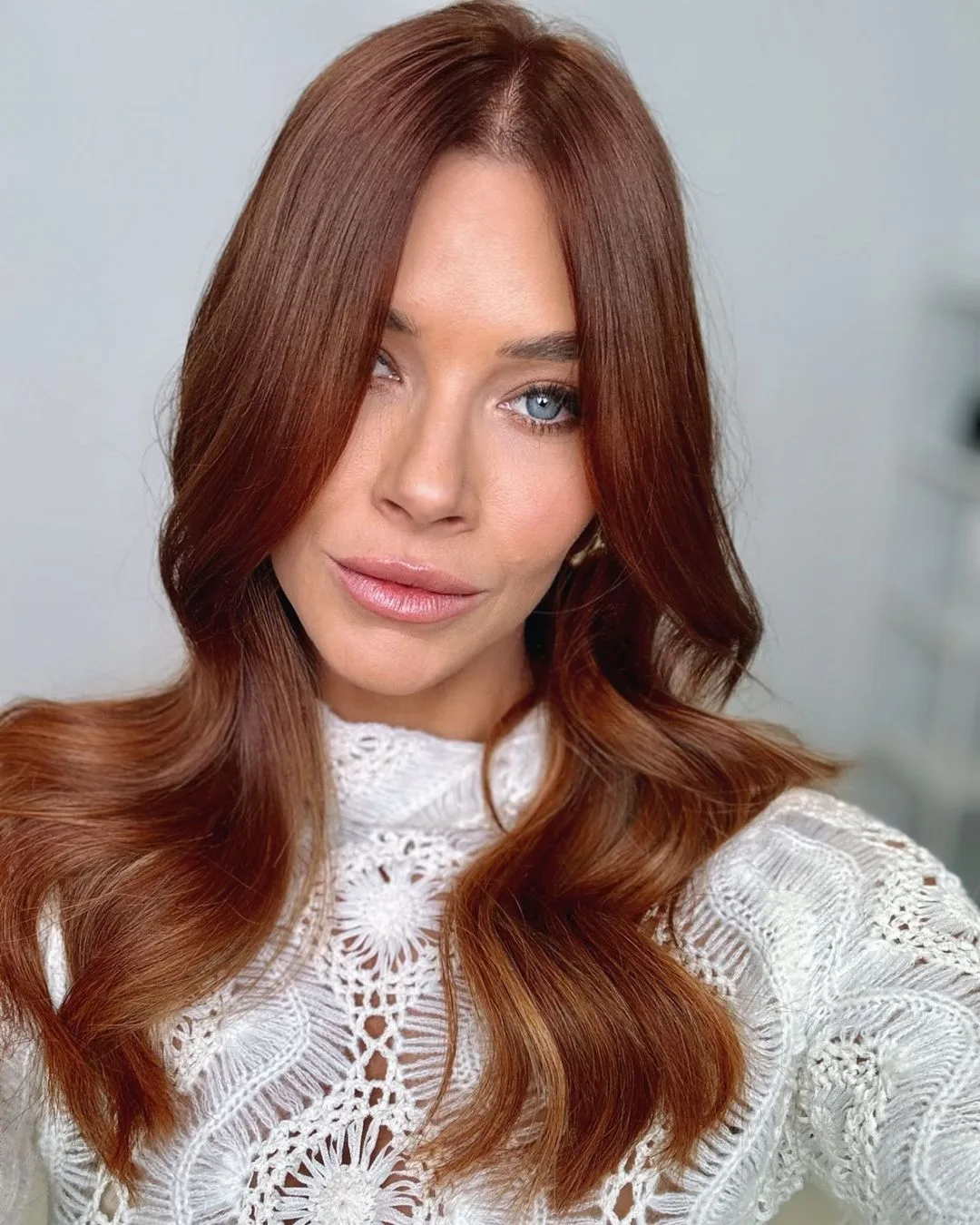 Brittany Hockley debuts new red hair