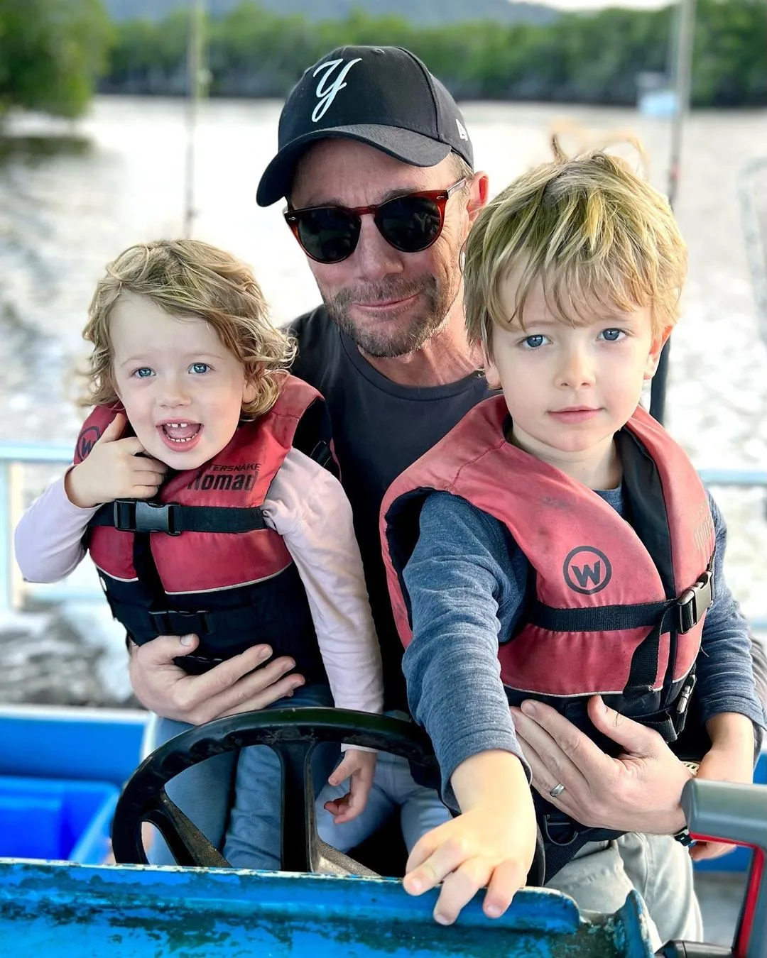 Allison Langdon's husband Mike Willesee Jr with their children Scout and Mack.