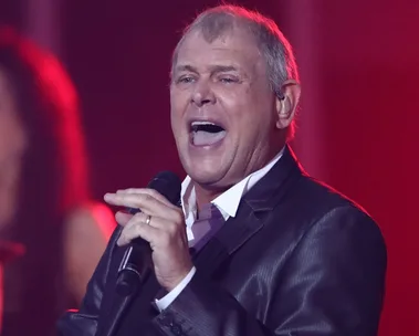 How is John Farnham’s health now? Step inside his tight-knit family