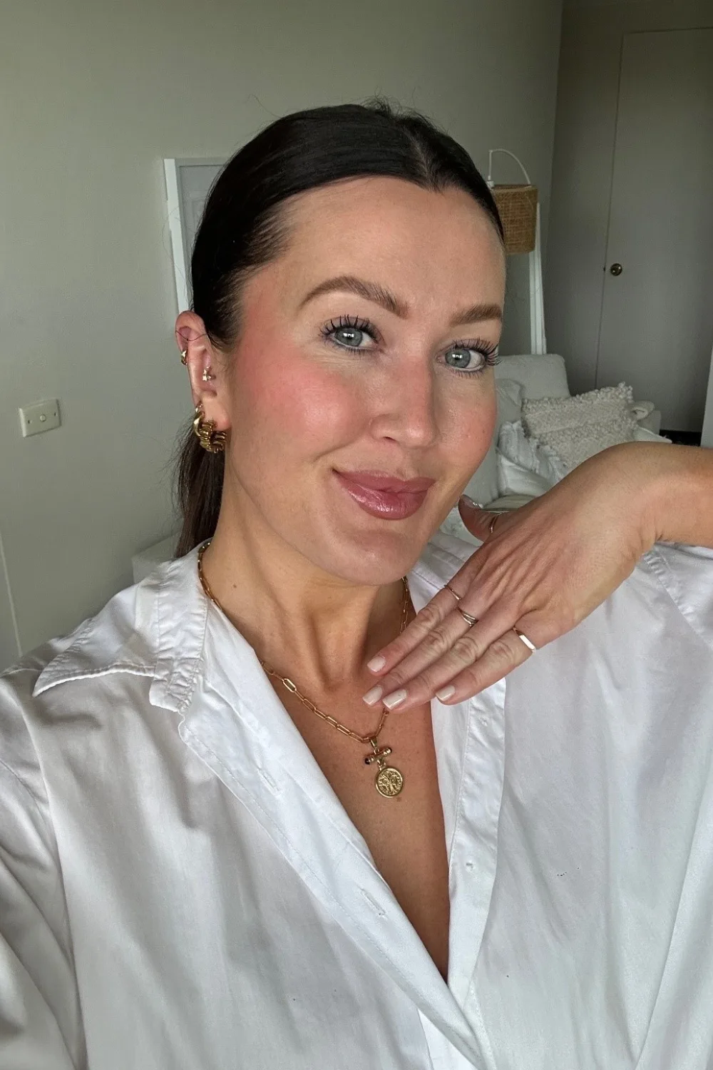 elise wilson selfie