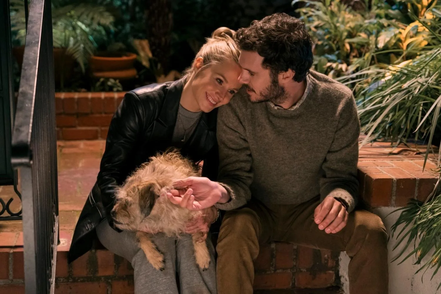 Adam Brody and Kristen Bell in a scene from 'Nobody Wants This'