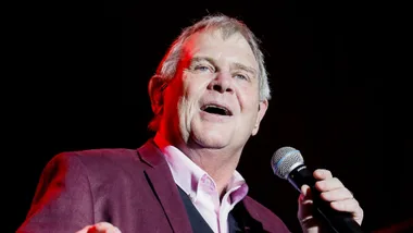 John Farnham singing