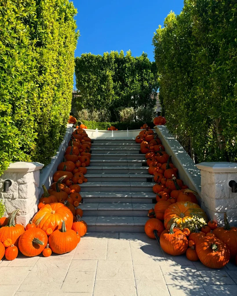 Kourtney Kardashian Halloween decorations