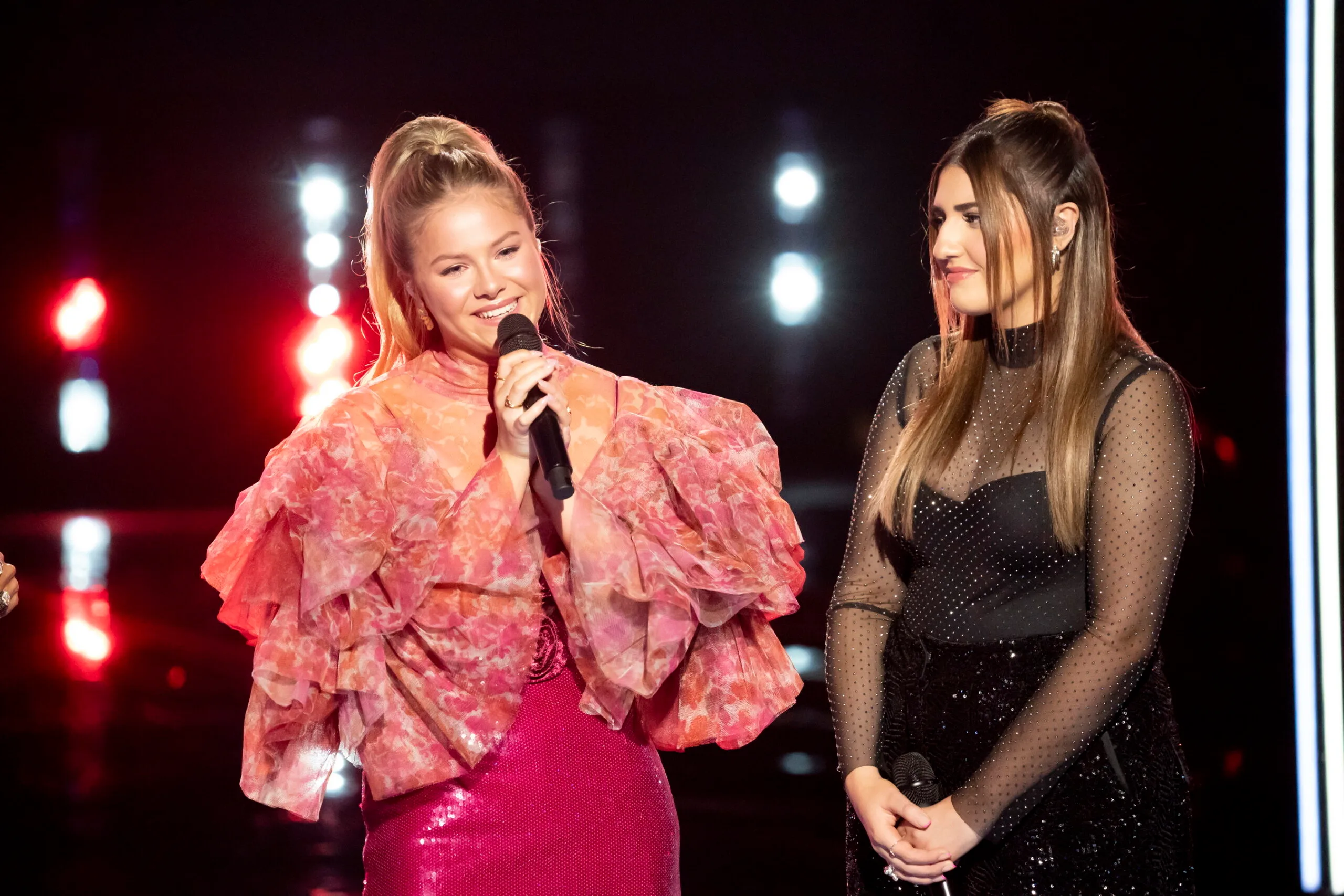 The Voice Knockouts Cookie Robinson and Amber Sindoni