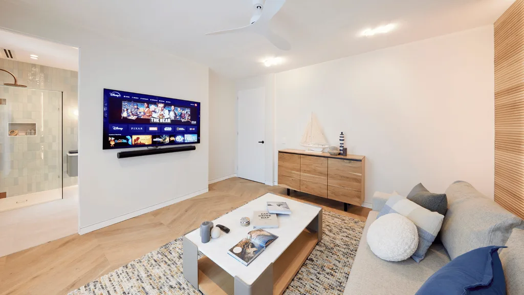 Kristian and Mimi room reveal the block