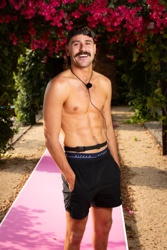 Tommy in Love Island Australia 2024