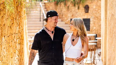 Love Island Hotel Amor