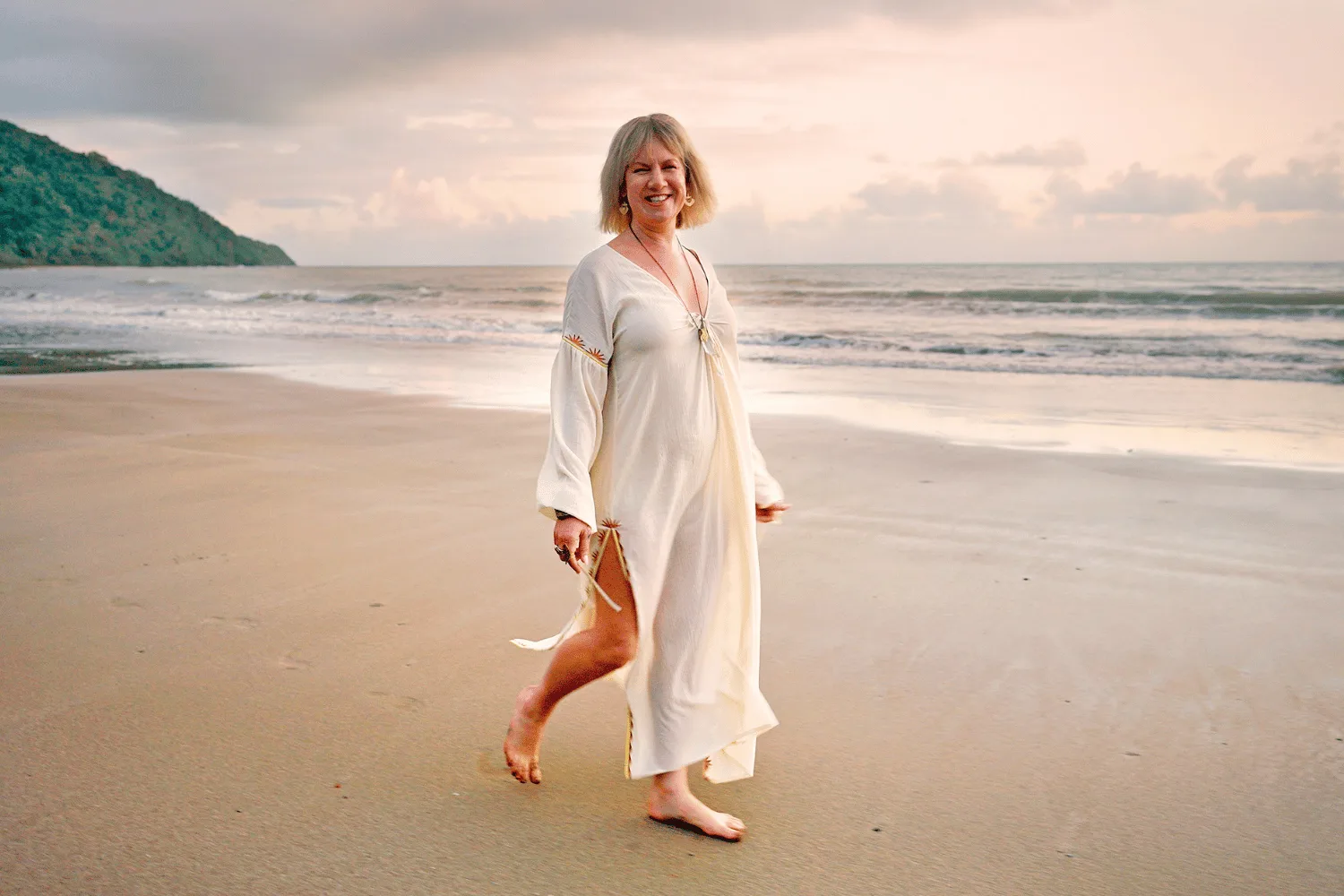 Lucinda Light on the beach